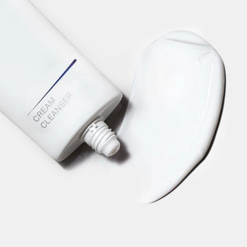 Village Wellness Spa - iS Clinical Cream Cleanser - Full Size 120ml