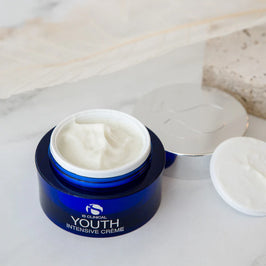 iS Clinical Youth Intensive Cream